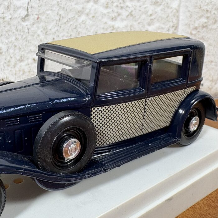 Lot 15: Solido Renault Reinastella (1:43) ~ Made in France - Image 8