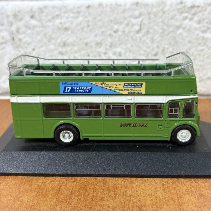 Lot 30: Great British Buses Southdown Bristol Lodekka FS (1:76) - Image 6