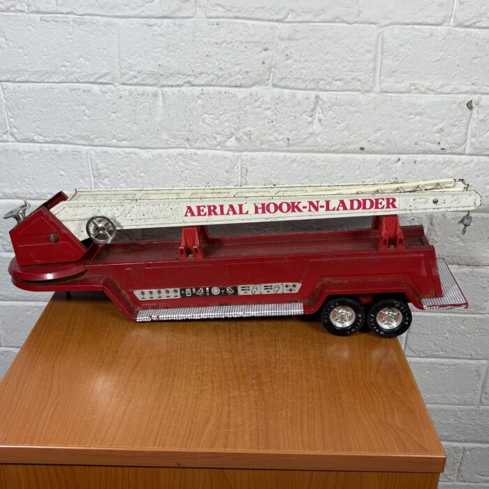 Lot 84: Vintage Pressed Metal Nylint Fire Department Model Truck - Image 13