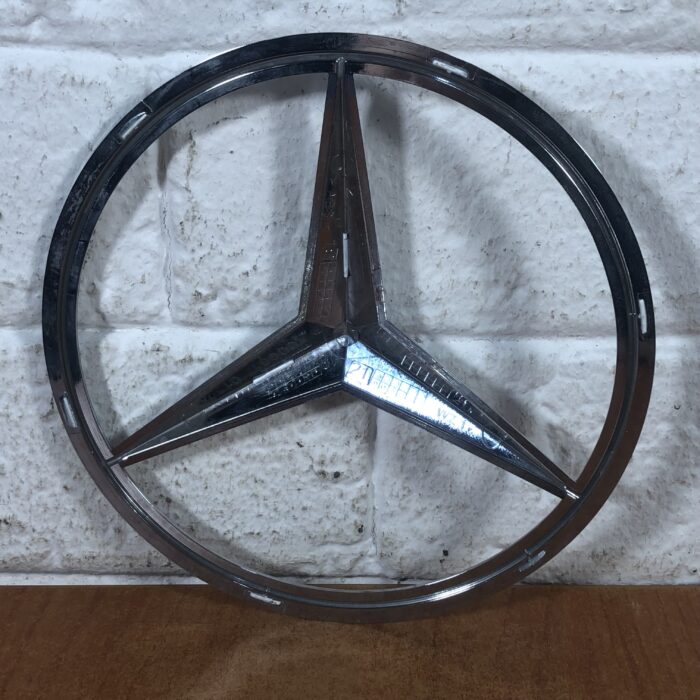 Vintage Mercedes-Benz Badge - Image 6