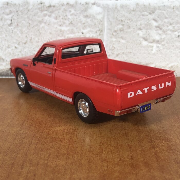 1973 Datsun 620 Pick-Up (1:24) - Image 6