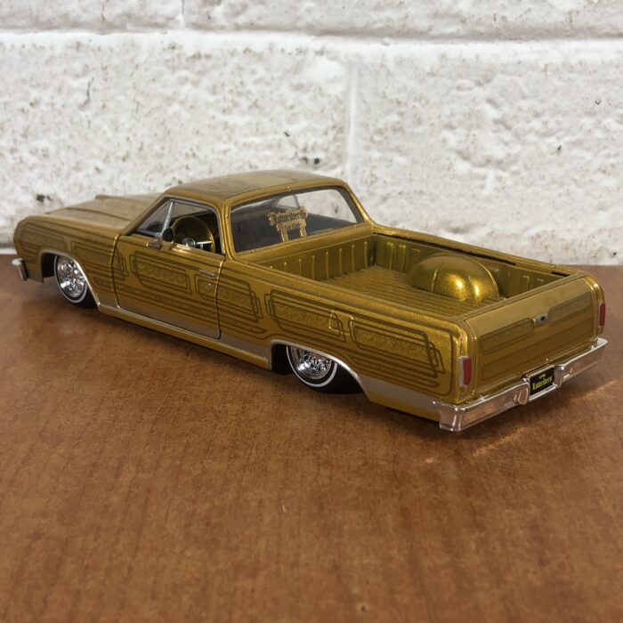 1965 Chevrolet El Camino (1:25) - Image 6