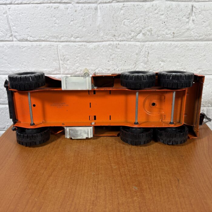 Lot 83: Vintage Pressed Metal Nylint 'Big Pumpkin' Model Tow Truck (Made in USA) - Image 10