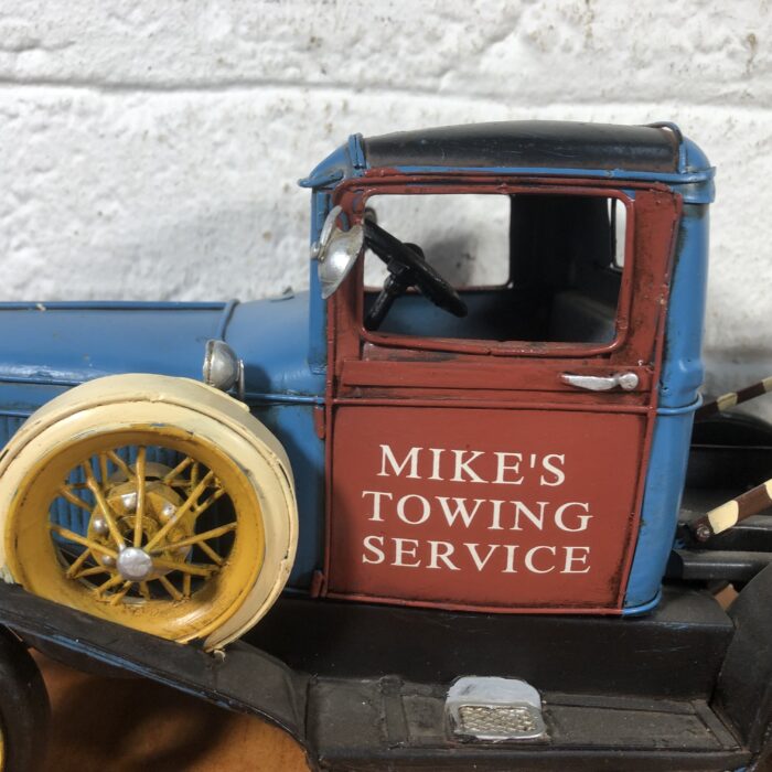 Vintage Style Metal Tow Truck Model - Image 6