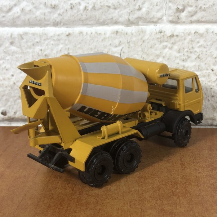 Vintage Conrad Mercedes-Benz Concrete Truck (1:50) - Image 6