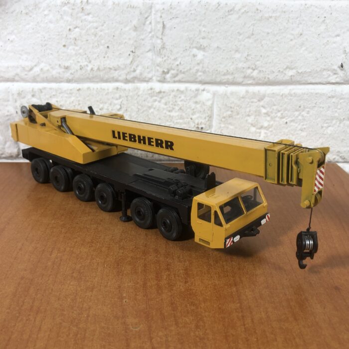 Vintage Conrad Liebherr Telescopic Crane (1:50)