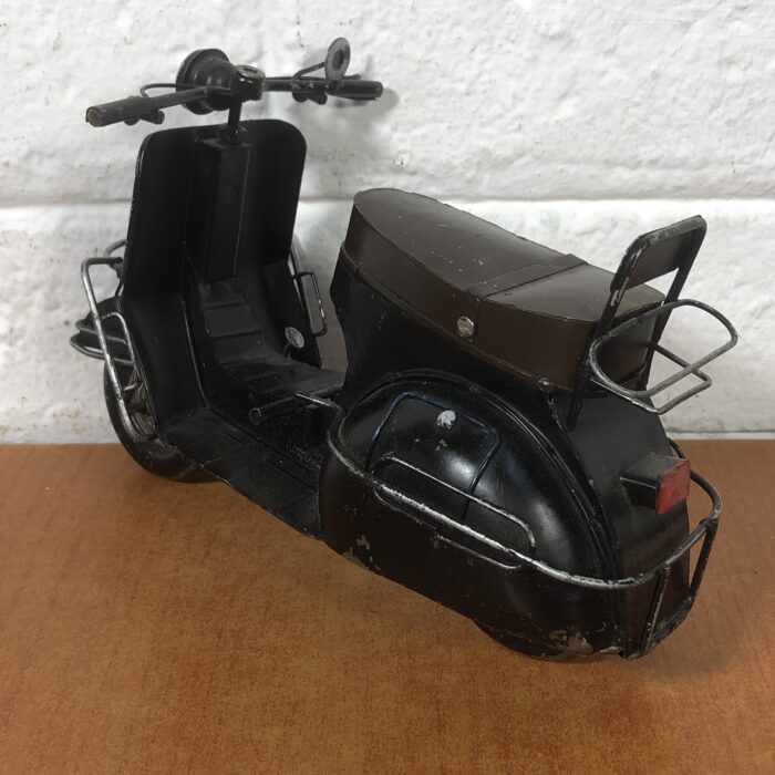 Metal Model Scooter - Image 6