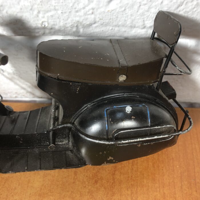 Metal Model Scooter - Image 4