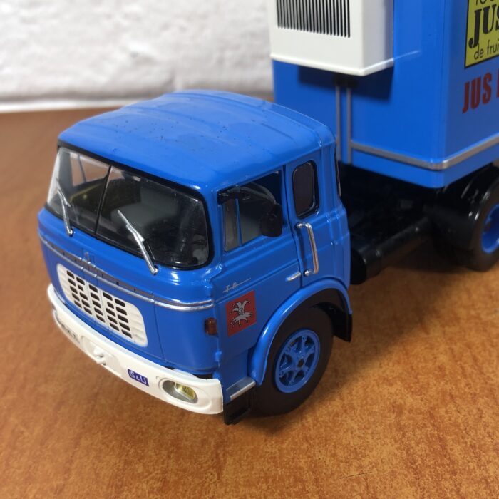 Joker Truck Model (1:43) - Image 3