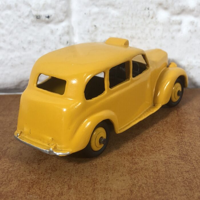 Dinky Toys ~ Austin Taxi (Made in England) - Image 5