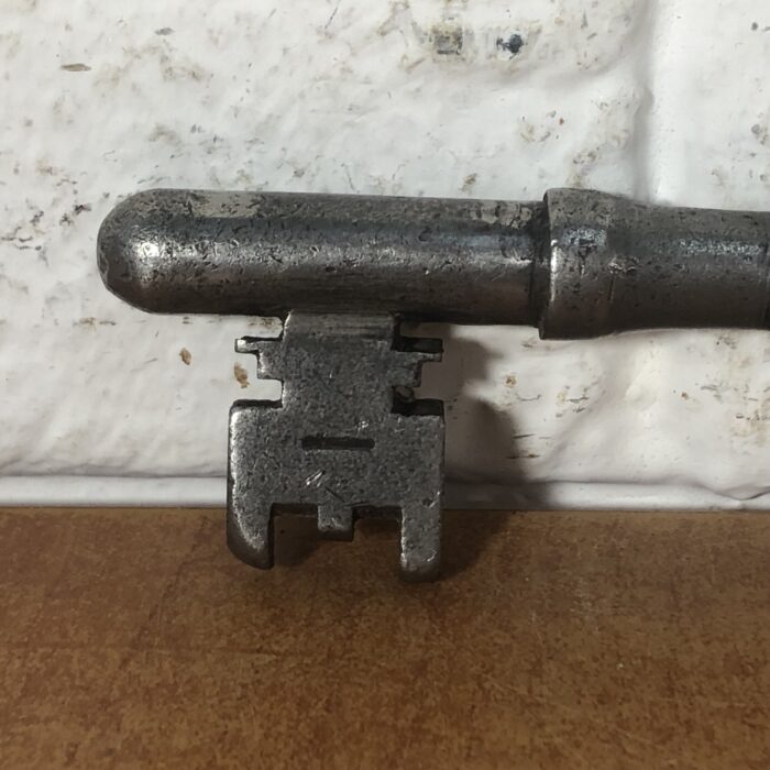 Vintage Keys - Image 3