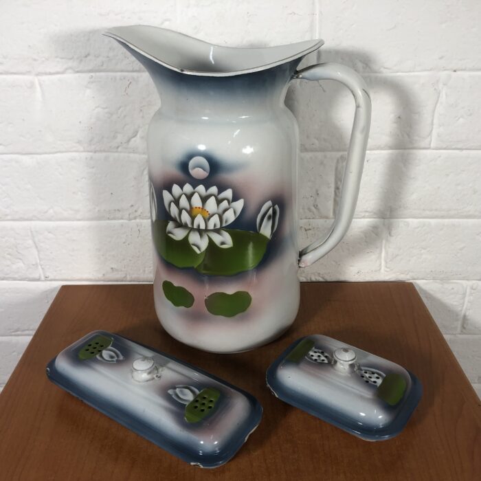 Vintage Enamel Set