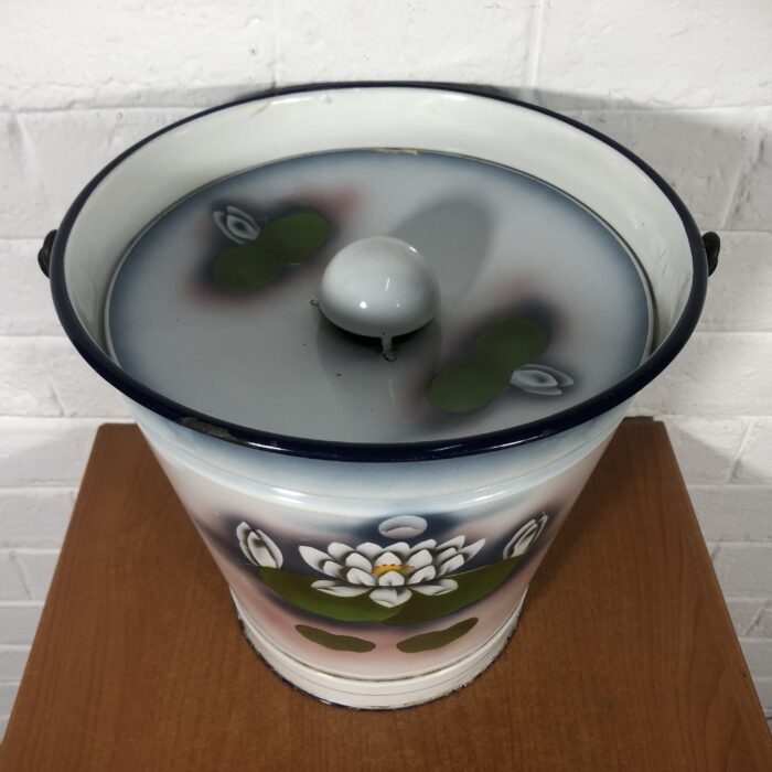 Vintage Enamel Set - Image 4