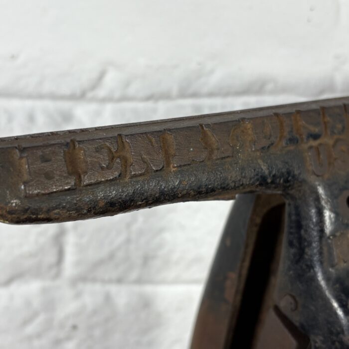 Vintage Henry Disston & Sons USA No.1 Saw Clamp with Saw - Image 7