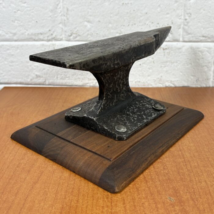 Vintage Anvil - Image 6
