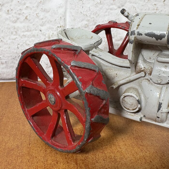Vintage Die-Cast Fordson Tractor Model - Image 2