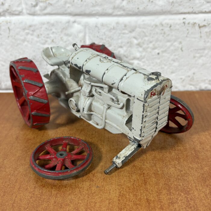 Vintage Die-Cast Fordson Tractor Model - Image 8