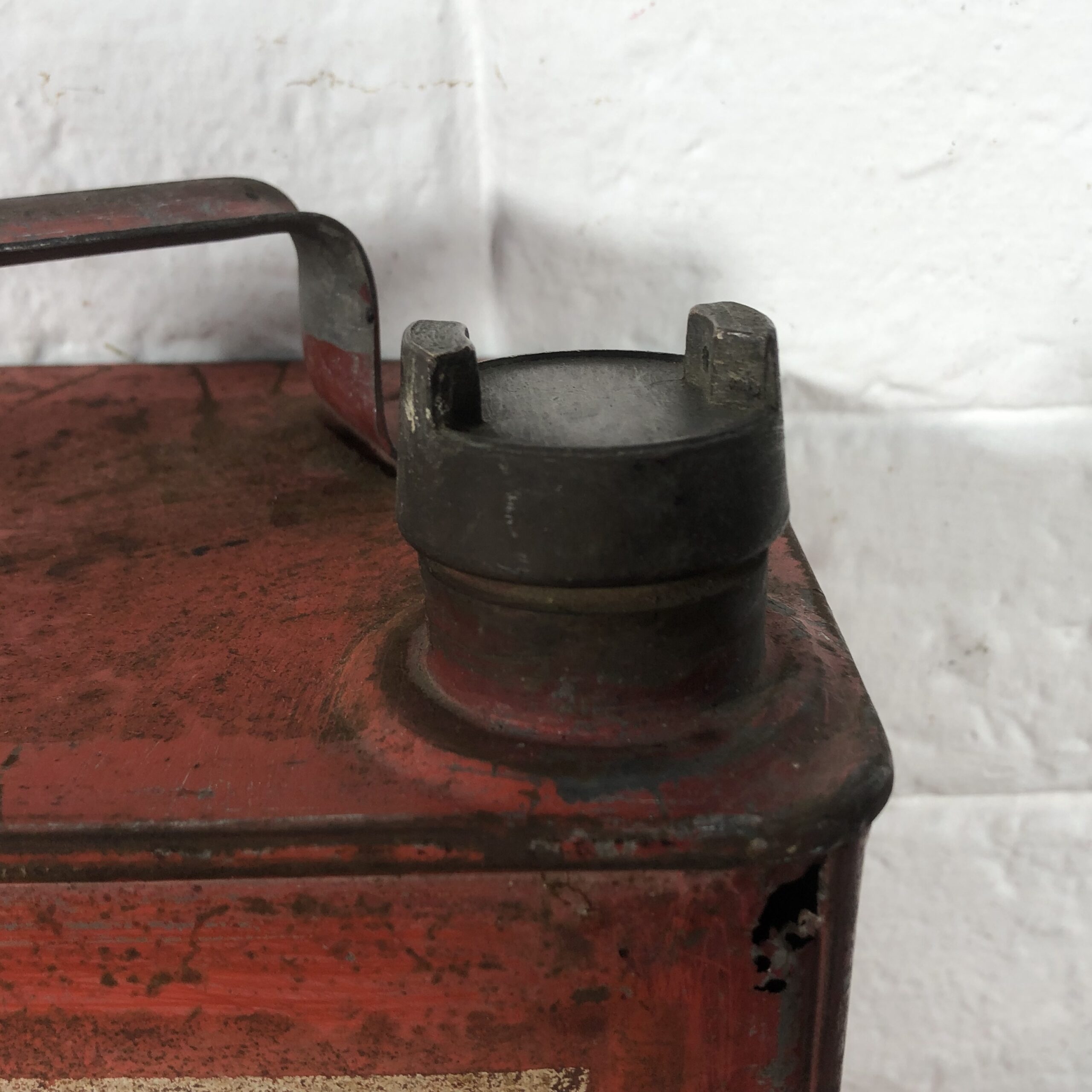 Vintage Atlantic Motor Oil Container - Image 2