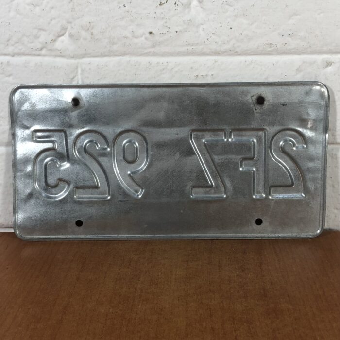 Vintage South Dakota USA Number Plate - Image 4