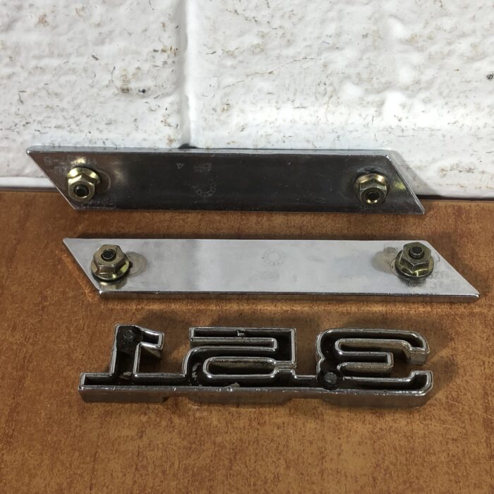 Vintage Ford 351 Badges - Image 4