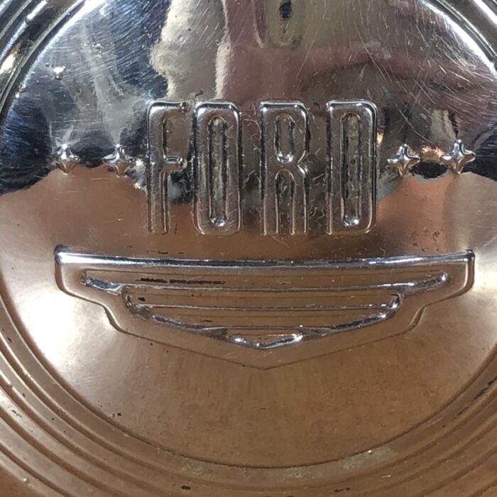 Vintage Ford Badge - Image 3