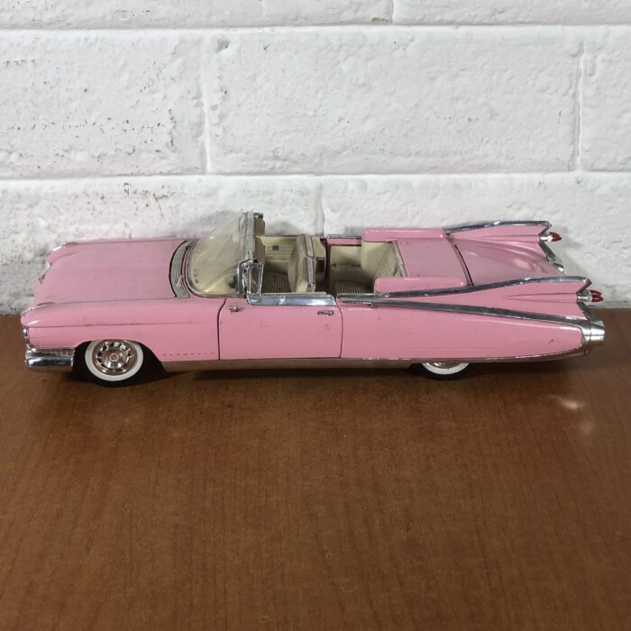 1959 Cadillac Eldorado Biarritz (1:18) - Image 4