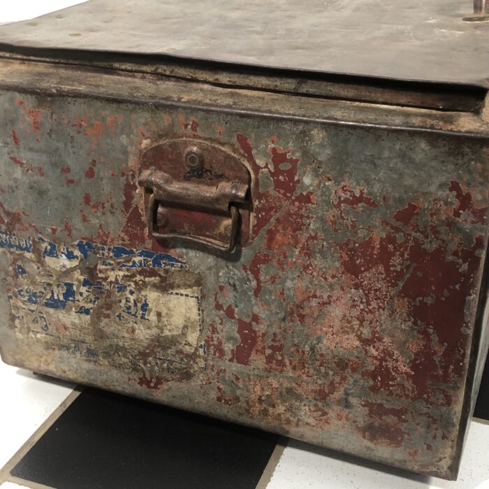 Vintage Thumbs Up! Metal Drinks Cooler - Image 9