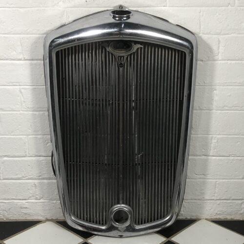 Vintage 1930s Wolseley 14 Grill