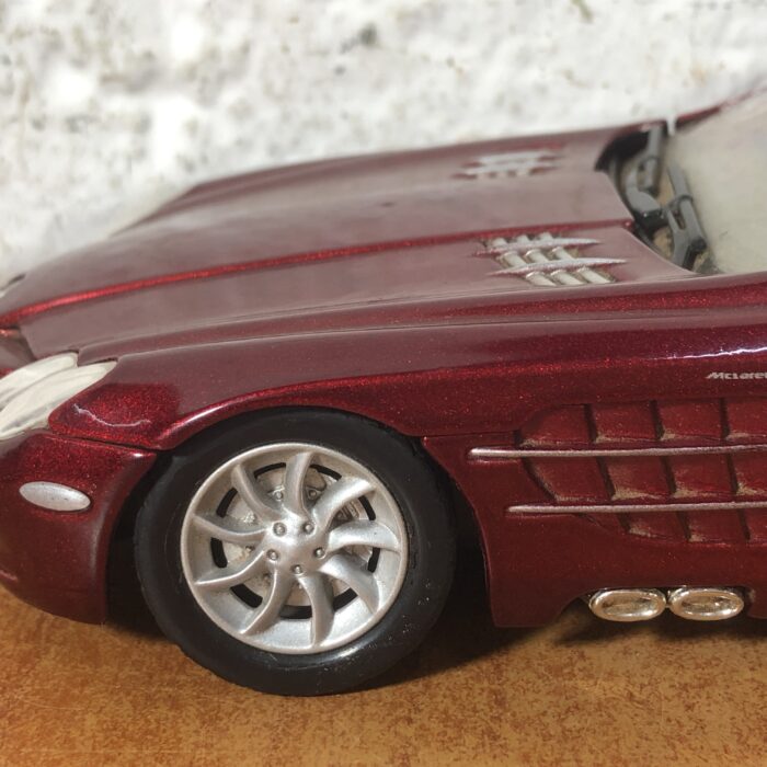 Mercedes-Benz SLR McLaren (1:24) - Image 5