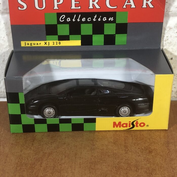 Supercar Collection Mercedes 500SL & Jaguar XJ 220 - Image 7
