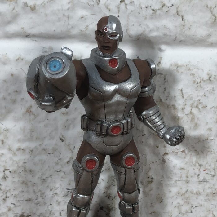 DC Figurines ~ Cyborg & Martian Manhunter Detective Marciano - Image 3