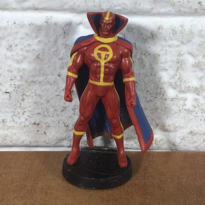 DC Figurines ~ Red Tornado Tornado Rojo & Wonder Woman - Image 2
