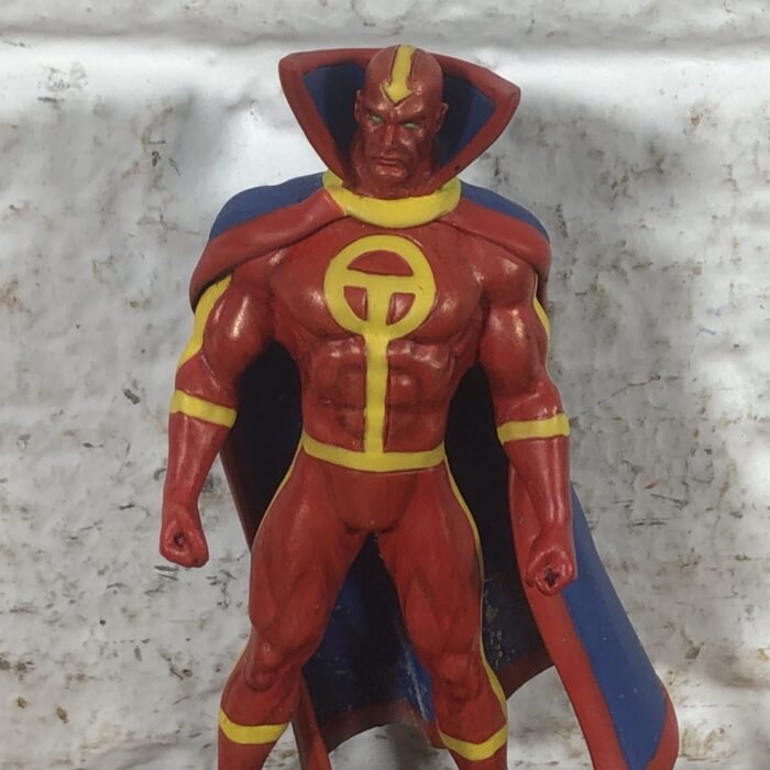 DC Figurines ~ Red Tornado Tornado Rojo & Wonder Woman - Image 3