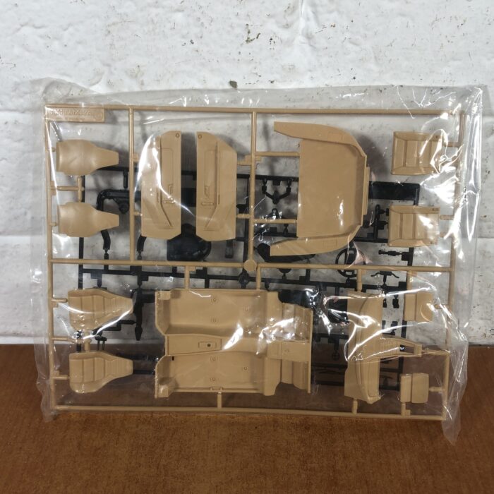 Vintage Porsche 928S Model Kit (1:20) ~ Made in Japan - Image 6