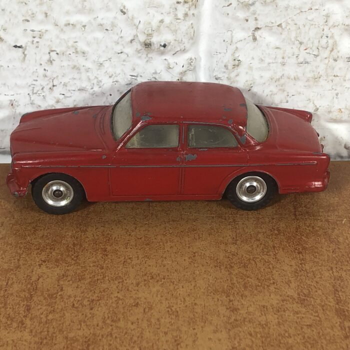RARE Vintage South African Dinky Toys Volvo 122S (Repainted) - Image 3