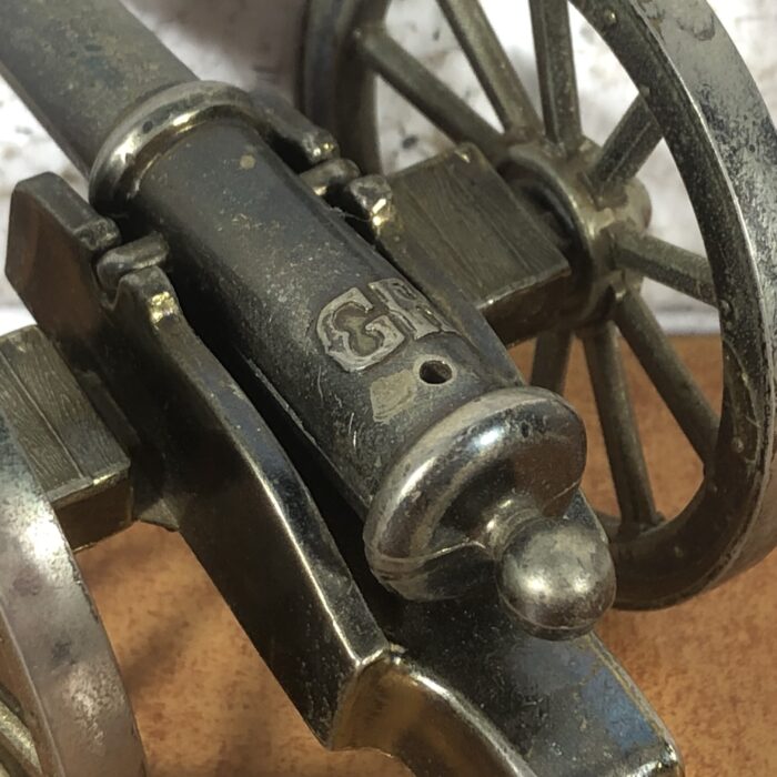 Vintage Georgian Cannon Reproduction Model (Offered as a Free Gift with "Tunes of Glory") - Image 6