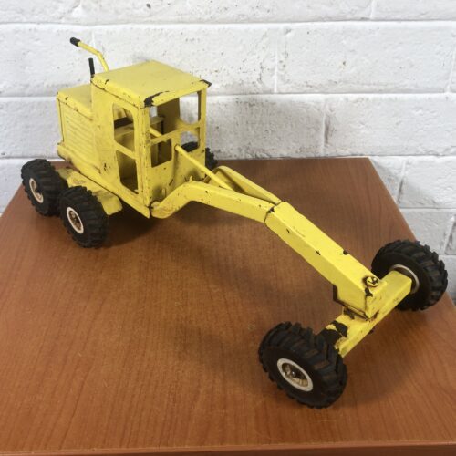 Vintage Tonka Steel Road Grader Model