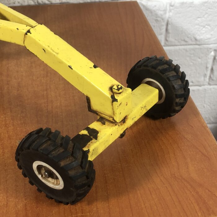 Vintage Tonka Steel Road Grader Model - Image 2