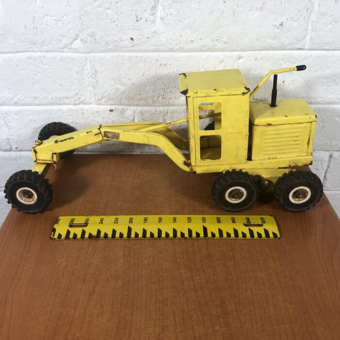 Vintage Tonka Steel Road Grader Model - Image 10