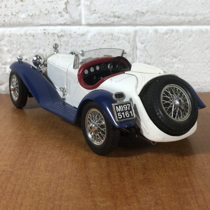 1932 Alfa Romeo 2300 Spider (1:18) ~ Made in Italy - Image 6