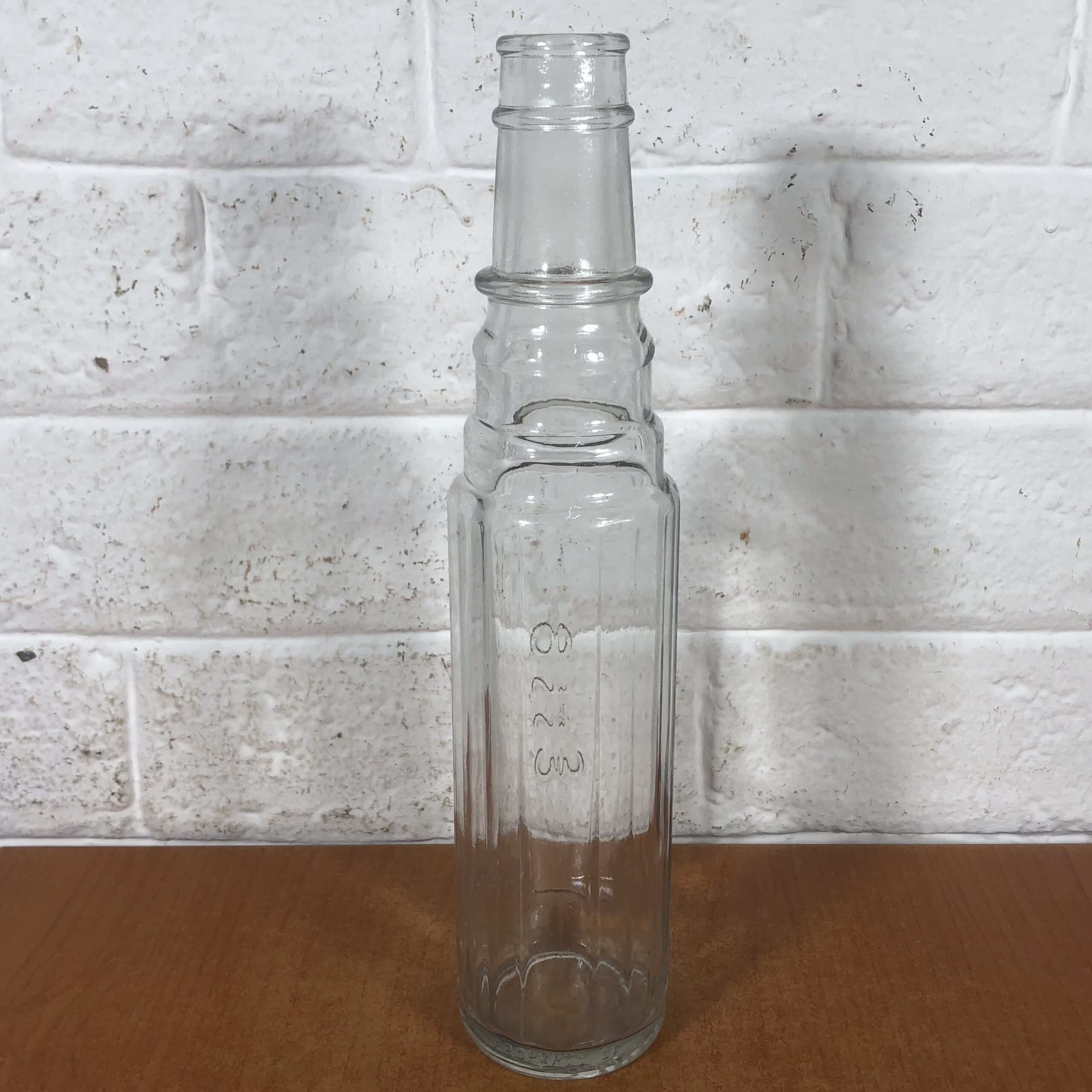 Vintage 1960s Esso Glass Bottle (One Pint) ~ Esso Petroleum Company Ltd. - Image 6