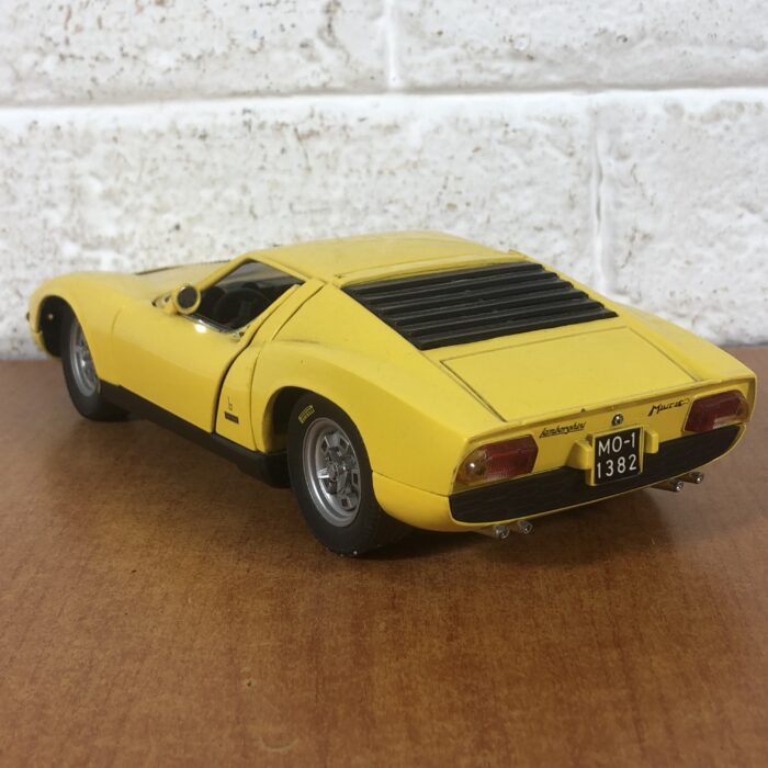 Lamborghini Miura (1:18) - Image 5