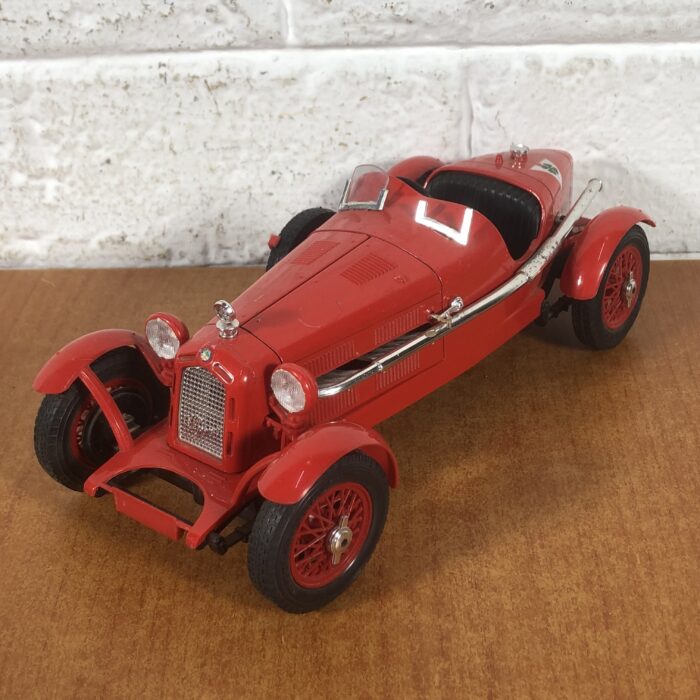 1984 Alfa Romeo 2300 Monza (1:18) ~ Made in Italy - Image 3