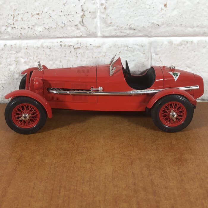 1984 Alfa Romeo 2300 Monza (1:18) ~ Made in Italy - Image 4