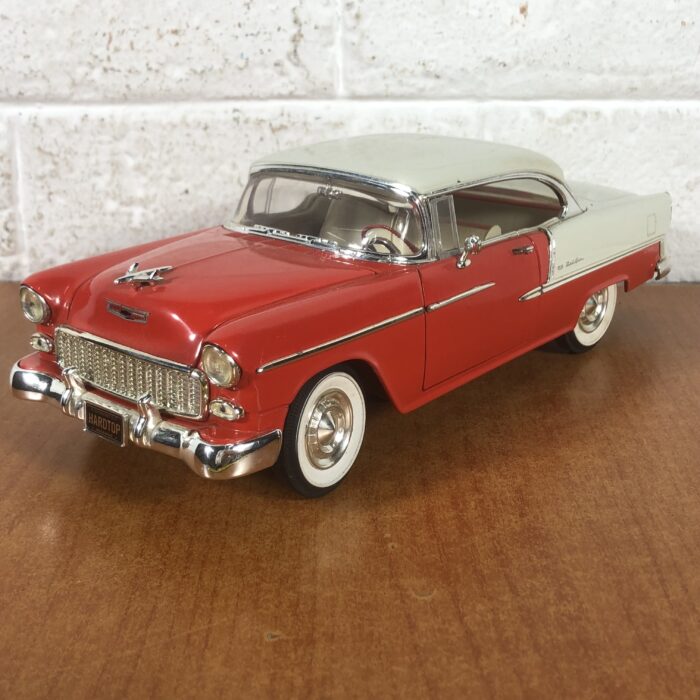 1955 Chevrolet Bel Air (1:18) - Image 5