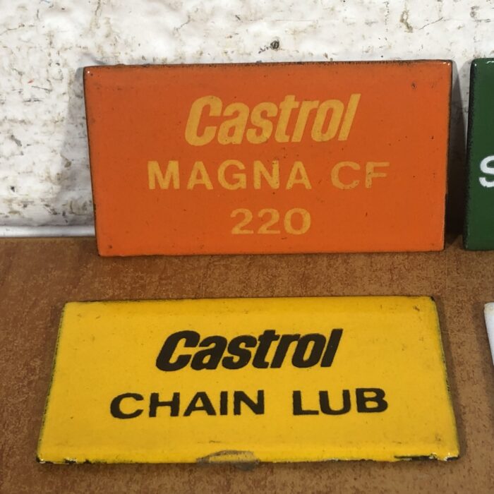 Small Vintage Castrol Enamel Signs - Image 2