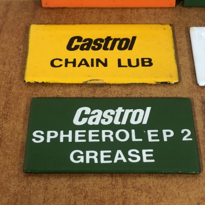 Small Vintage Castrol Enamel Signs - Image 4