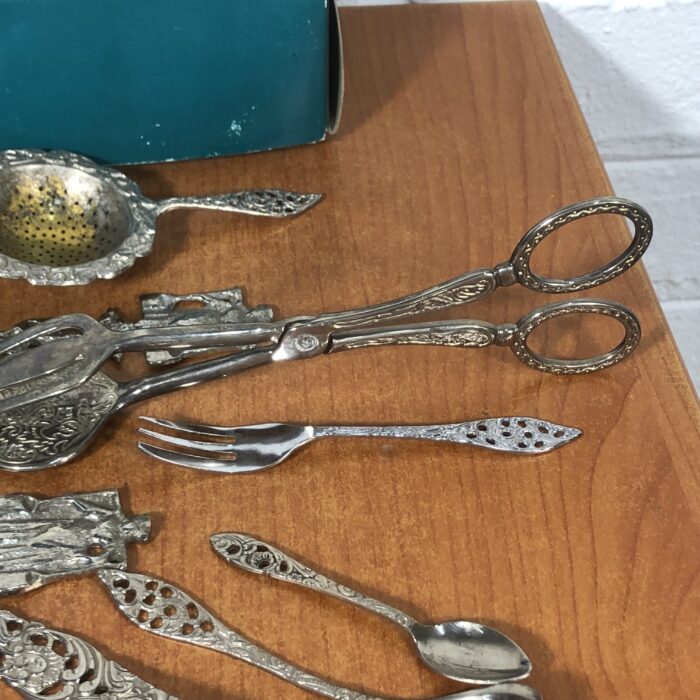 Collection of Vintage Cutlery - Image 8
