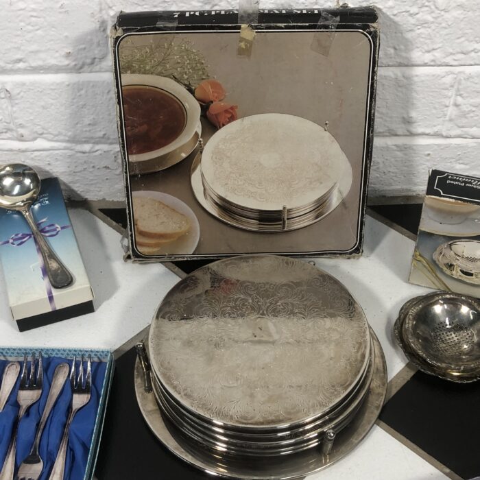 Collection of Vintage Silver-Plated Items - Image 4