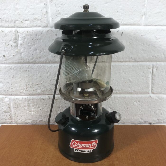 Vintage Coleman Lamp in Case (Made in USA) - Image 2